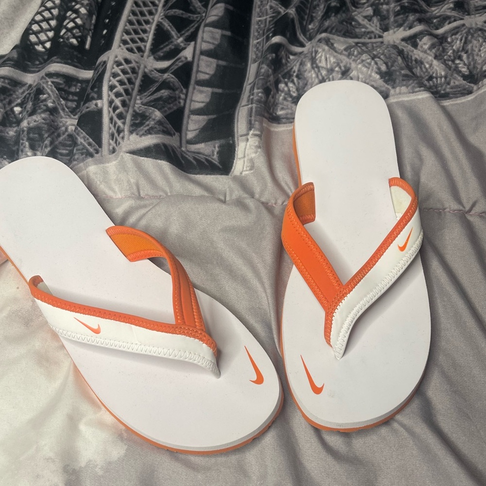 NIKE Orange and White Flip Flops (NEVER WORN)